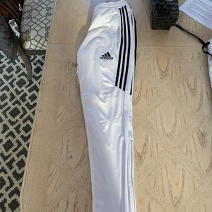 MENS Adidas soccer jogger